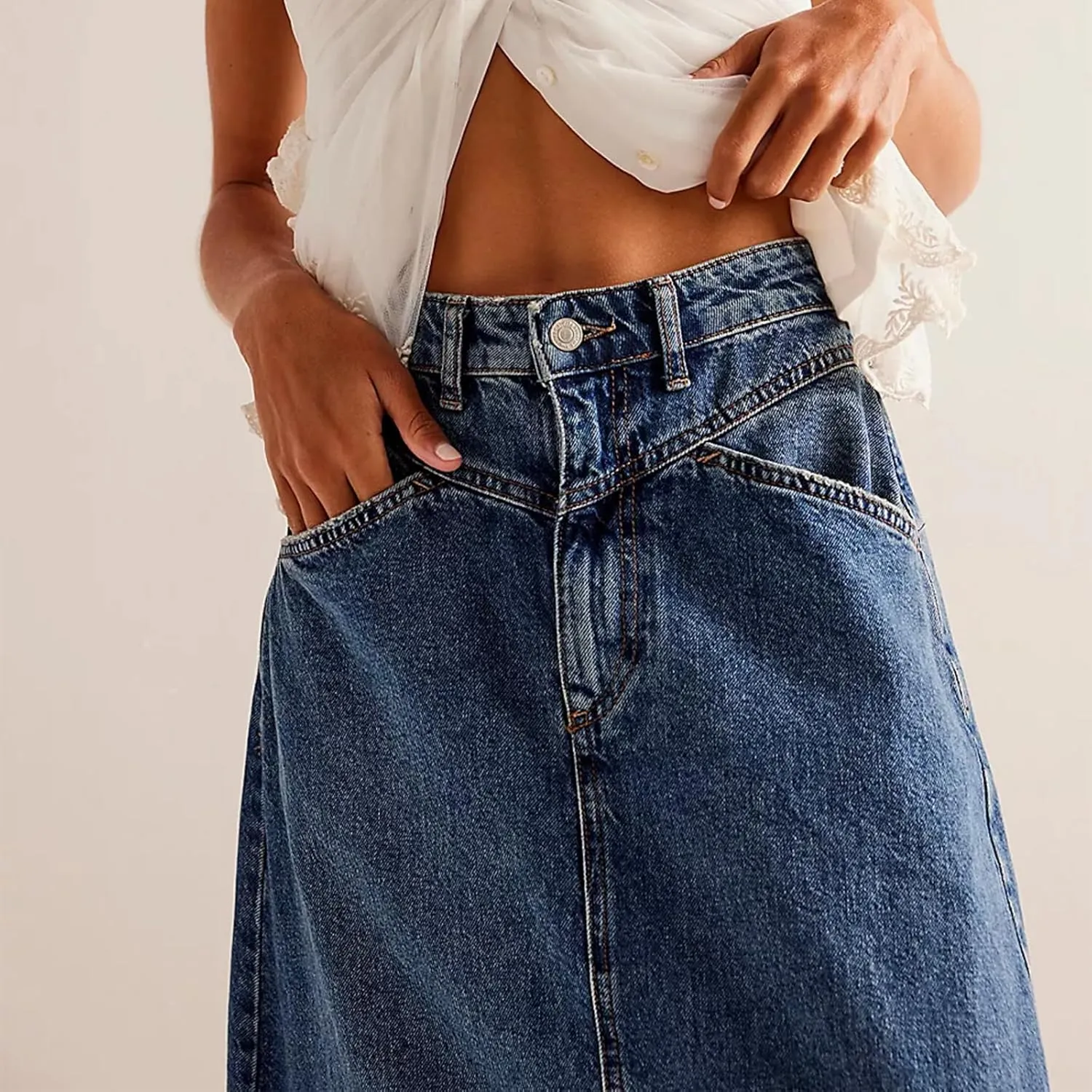 lisenraIn Women Denim Maxi Skirt Raw Hem A-Line Jean Skirt Casual Y2K Fashion High Waisted Long Denim Skirt with Pockets