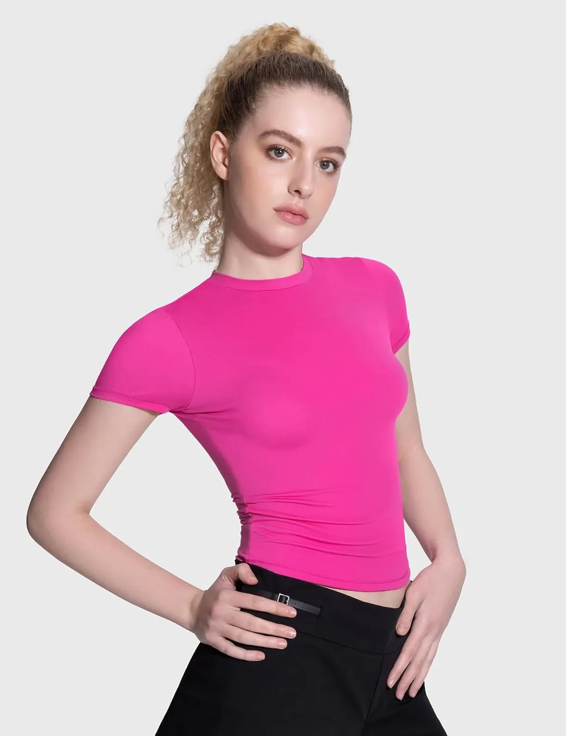 PUMIEY Women's Crew Neck Short Sleeve Tops Double Lined Slim Fit T Shirts Basic Tee Smoke Cloud Pro Collection