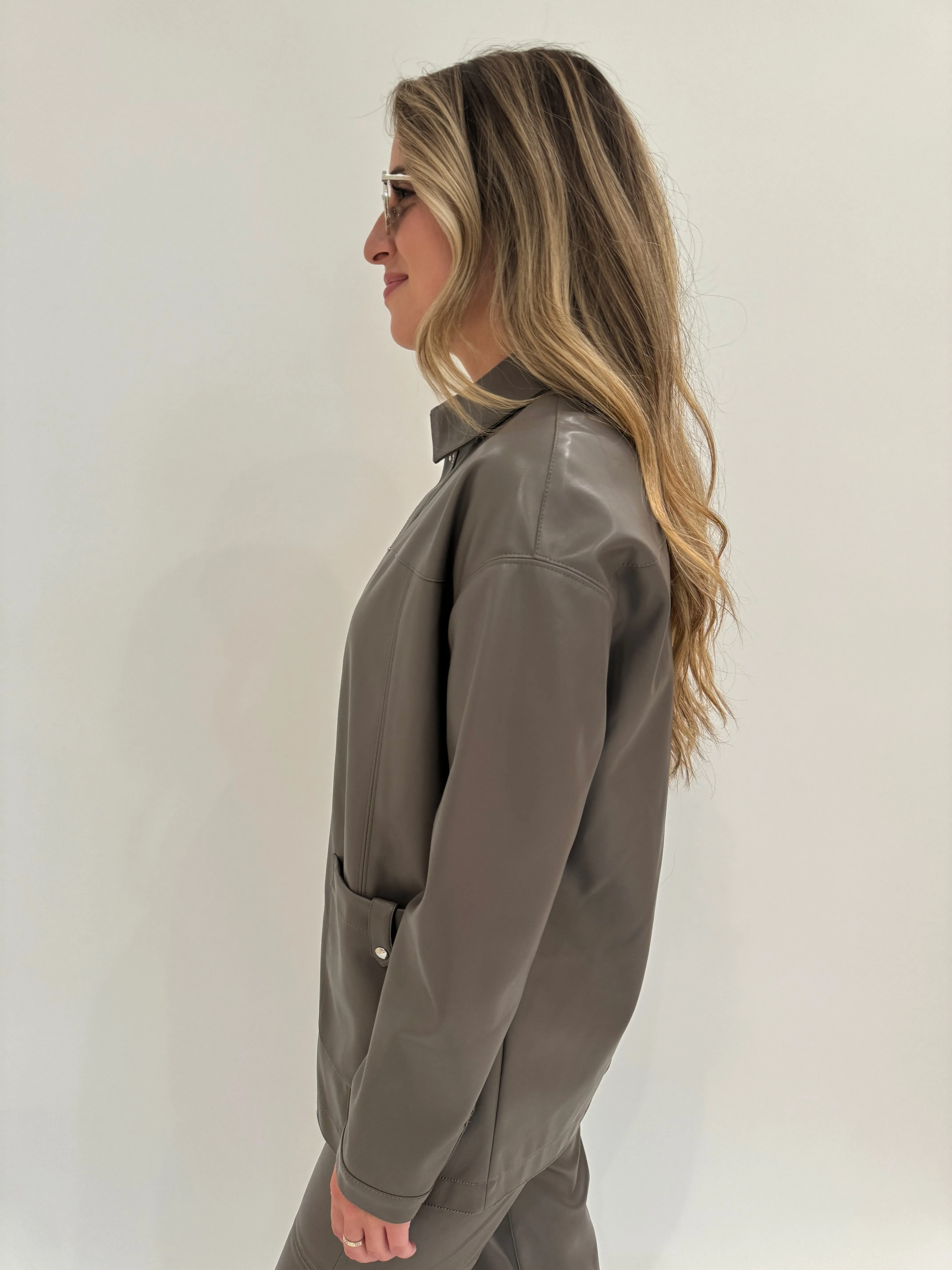 Quantum Vegan Leather Shaket