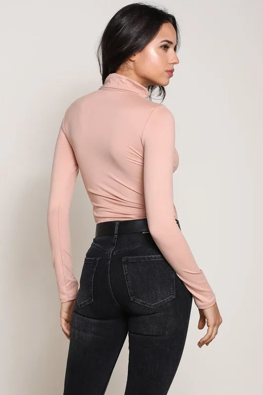 TURTLENECK TOP