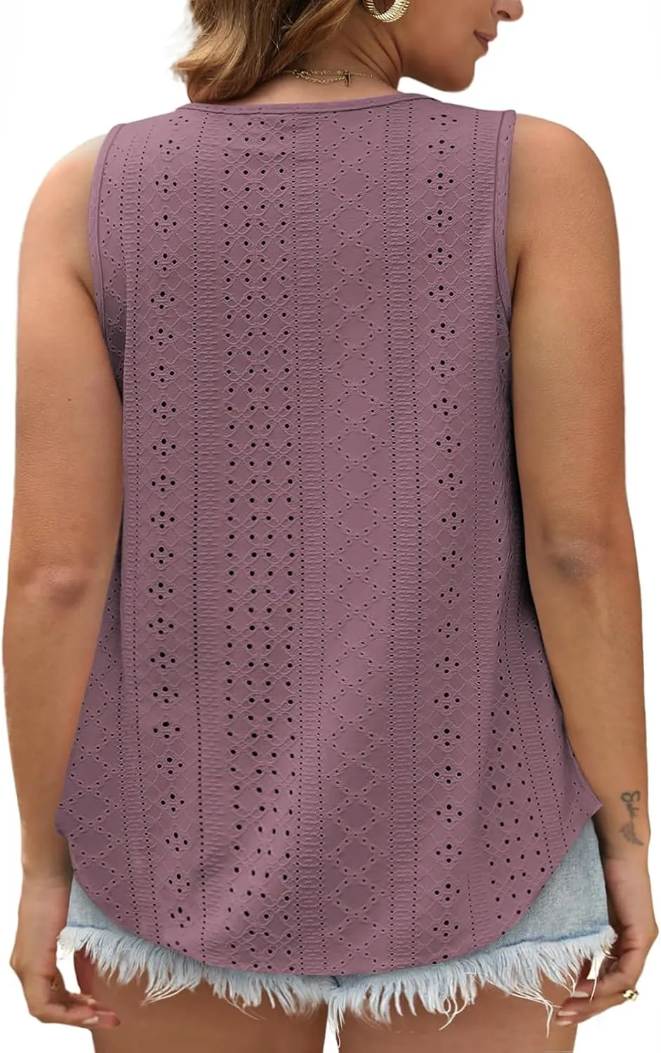 VISLILY Womens-Plus-Size-Summer-Tank-Tops Scoop Neck Camisole Sleeveless T Shirts Flowy Eyelet Embroidery Tunics Tee XL-5XL