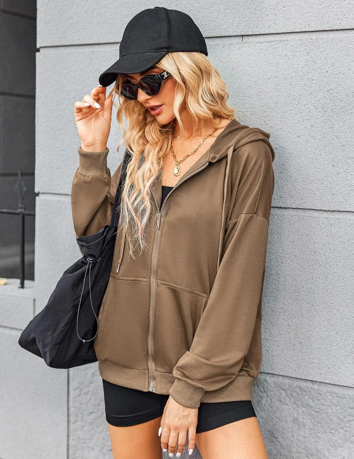 Zeagoo Women's Lightweight Hoodies Full Zip Up Oversized Sweatshirts with Pockets Long Sleeve Thin Casual Hooded Jackets